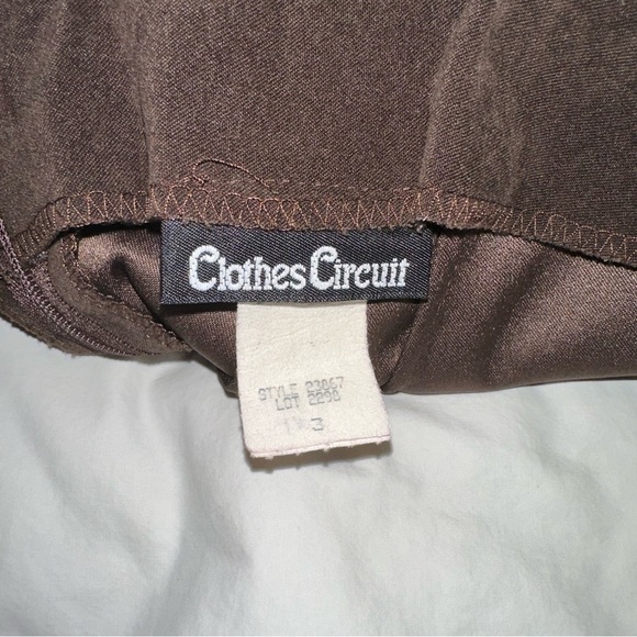 Chocolate Brown Velvet Skirt - Picture 3 of 4